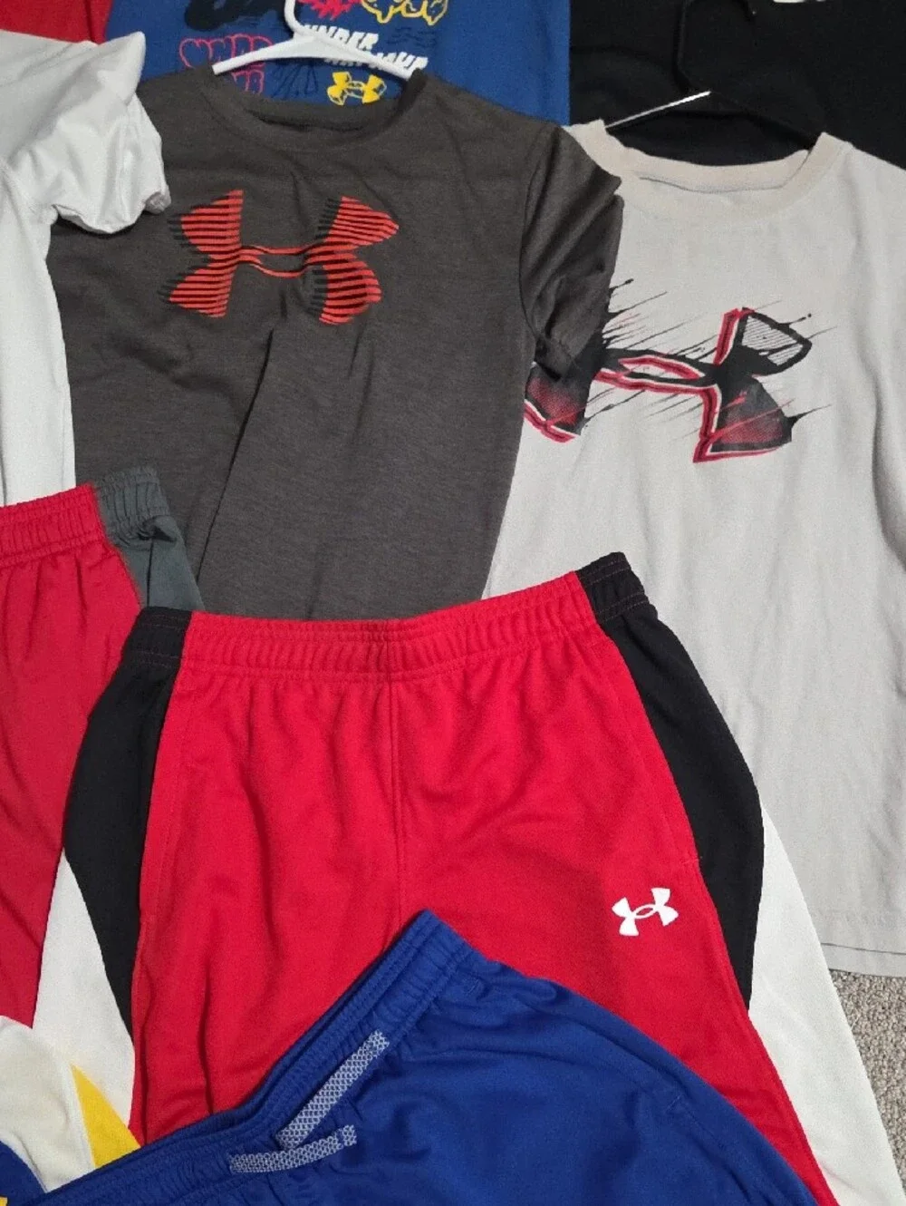 Under Armour Kids Tee & Shorts Bundle - Multi Color Large